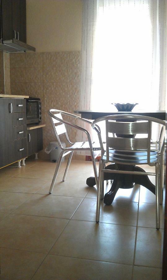 Apartment 60M From Sea! Nea Kallikrateia Ngoại thất bức ảnh